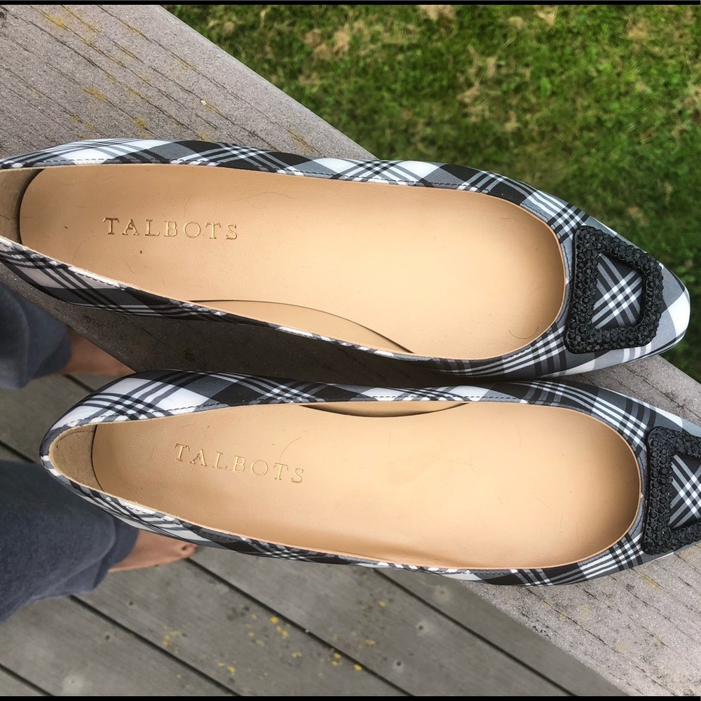 Talbots flats never worn
